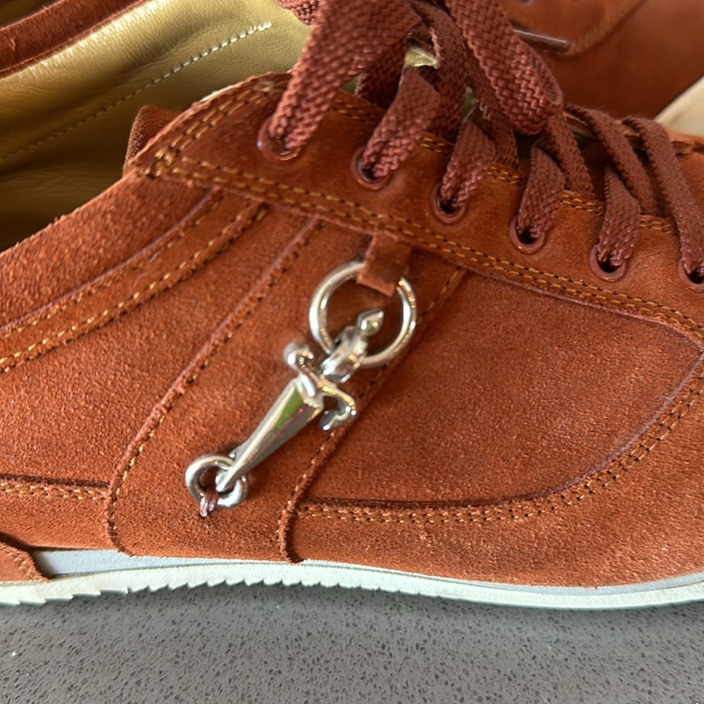 Paciotti Italian suede leather in cognac size 8.5